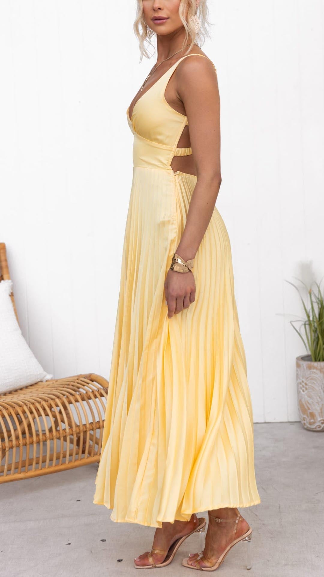 Aby - Pleated V-Neck Maxi Dress
