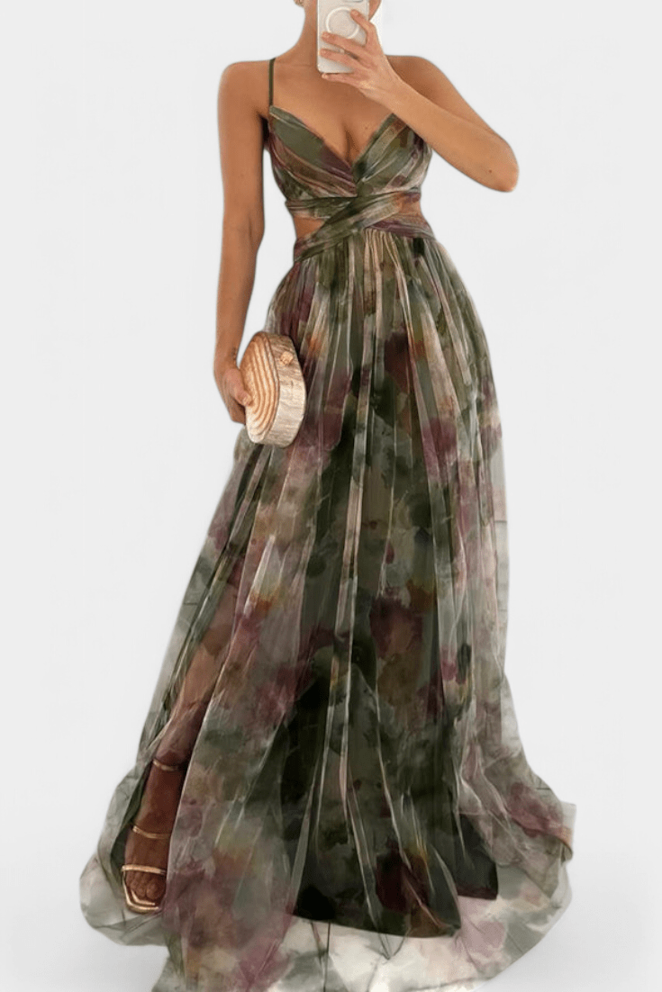 Kierra – Flowing Pleated Maxi Dress